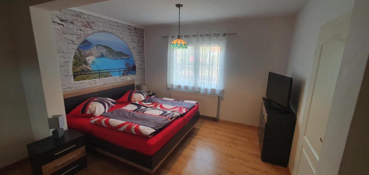 Ferienhaus Fichtenwalde, 160m², 3 SZ, 2 Bäder, bis 6 Personen, Garten, VDSL Exterior foto