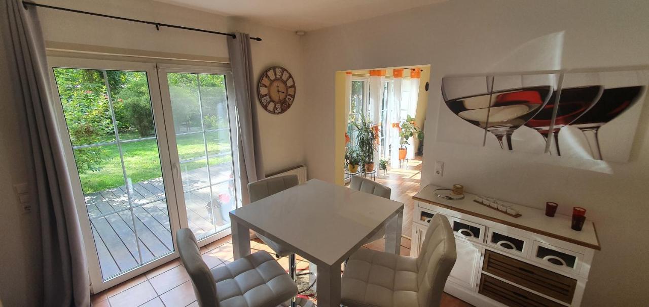 Ferienhaus Fichtenwalde, 160m², 3 SZ, 2 Bäder, bis 6 Personen, Garten, VDSL Exterior foto